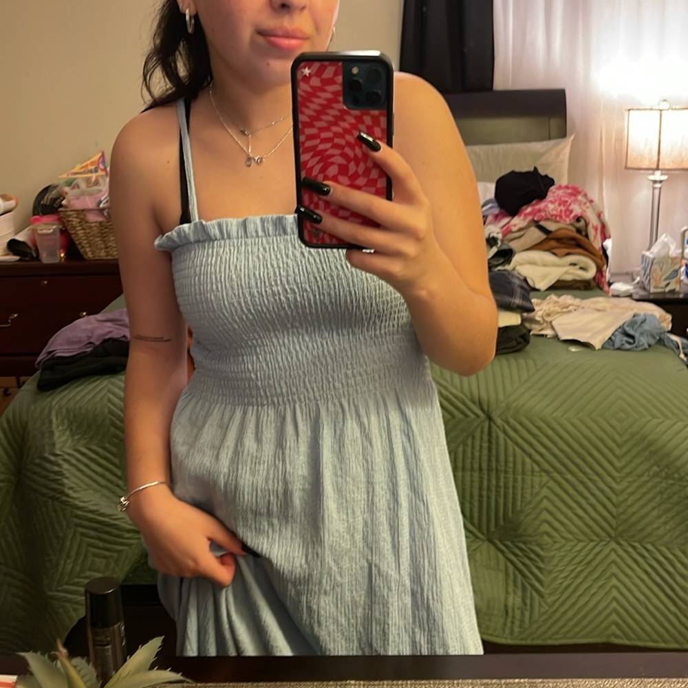 blue dress
